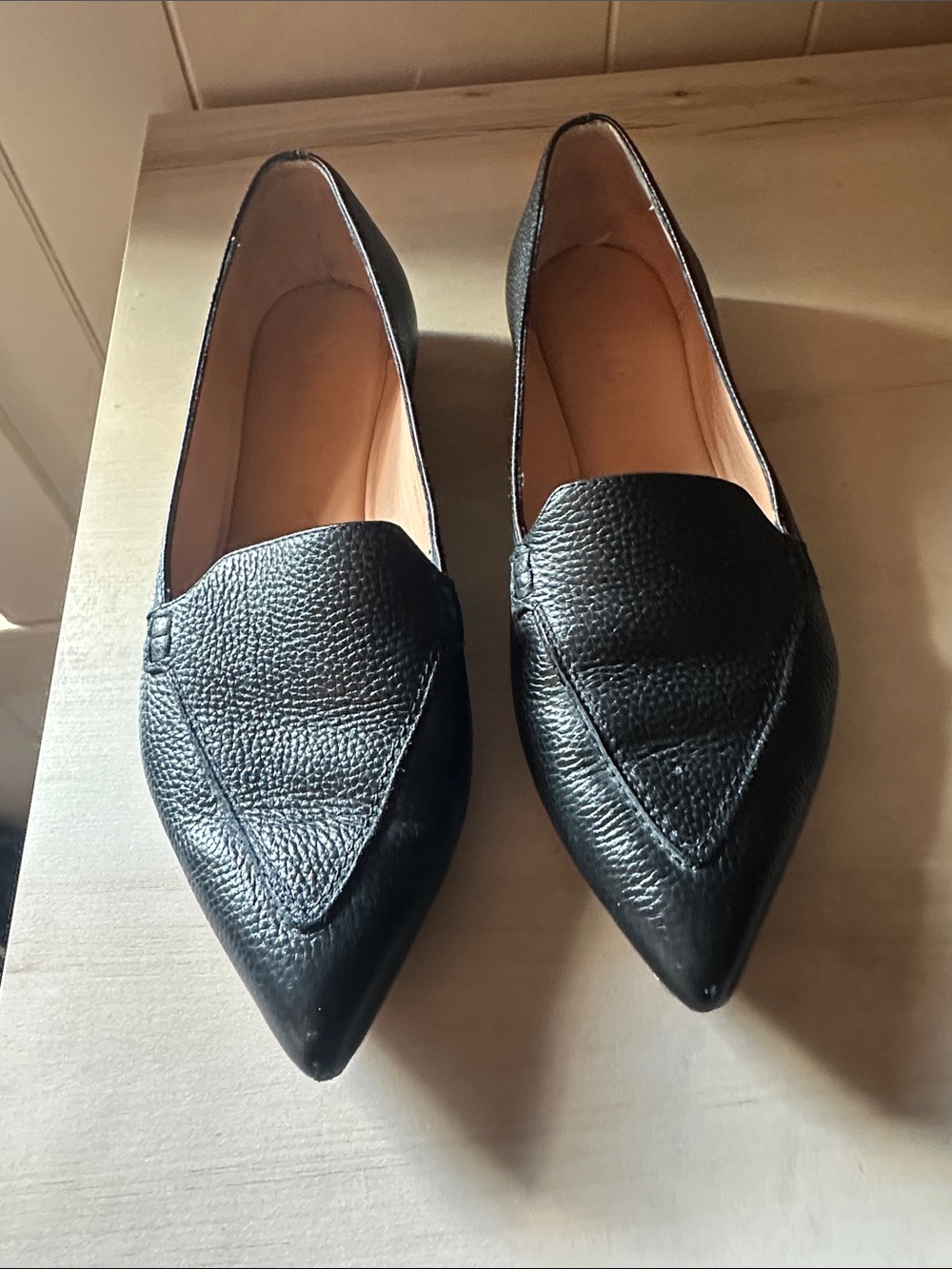 M GEMI Women's Black Pointed Leather Slip-On Flats